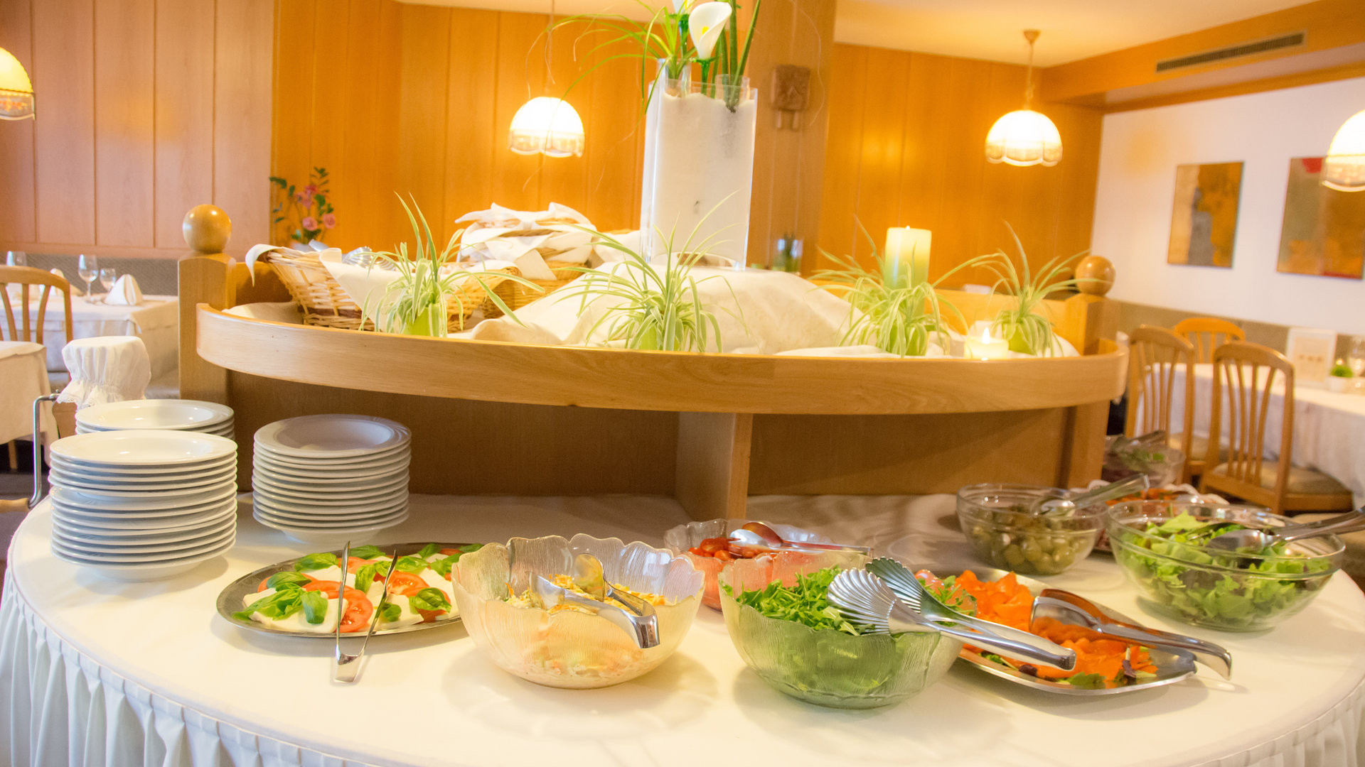 Salad and cold starter buffet at Hotel Schweigl in St. Walburg / Ultental in South Tyrol.