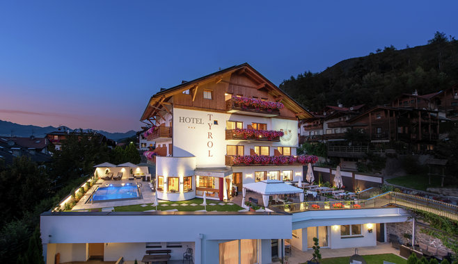Hotel Tyrol - Hote Tyrol