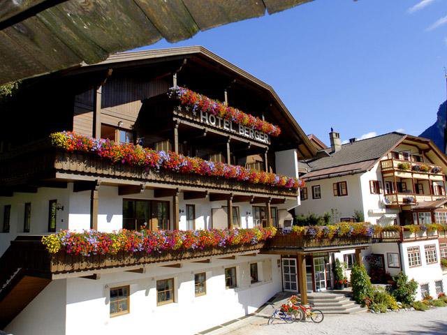 Hotel Berger Sand in Taufers. Jetzt online buchen