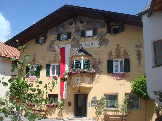 Gallery image 1