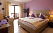 Room with double bed panorama